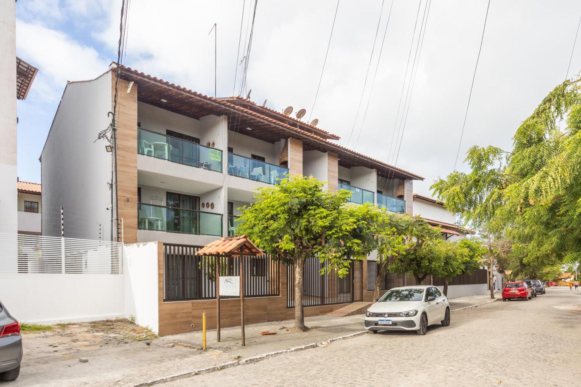 Praia Residence Apartment *